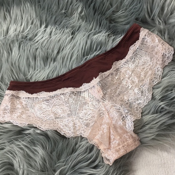 Victoria’s Secret satin and metallic lace cheeky - Picture 3 of 4